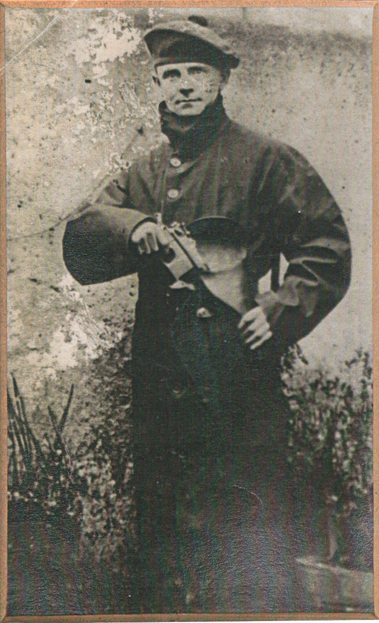 Bob Oman IRA B&amp;Tan disguise