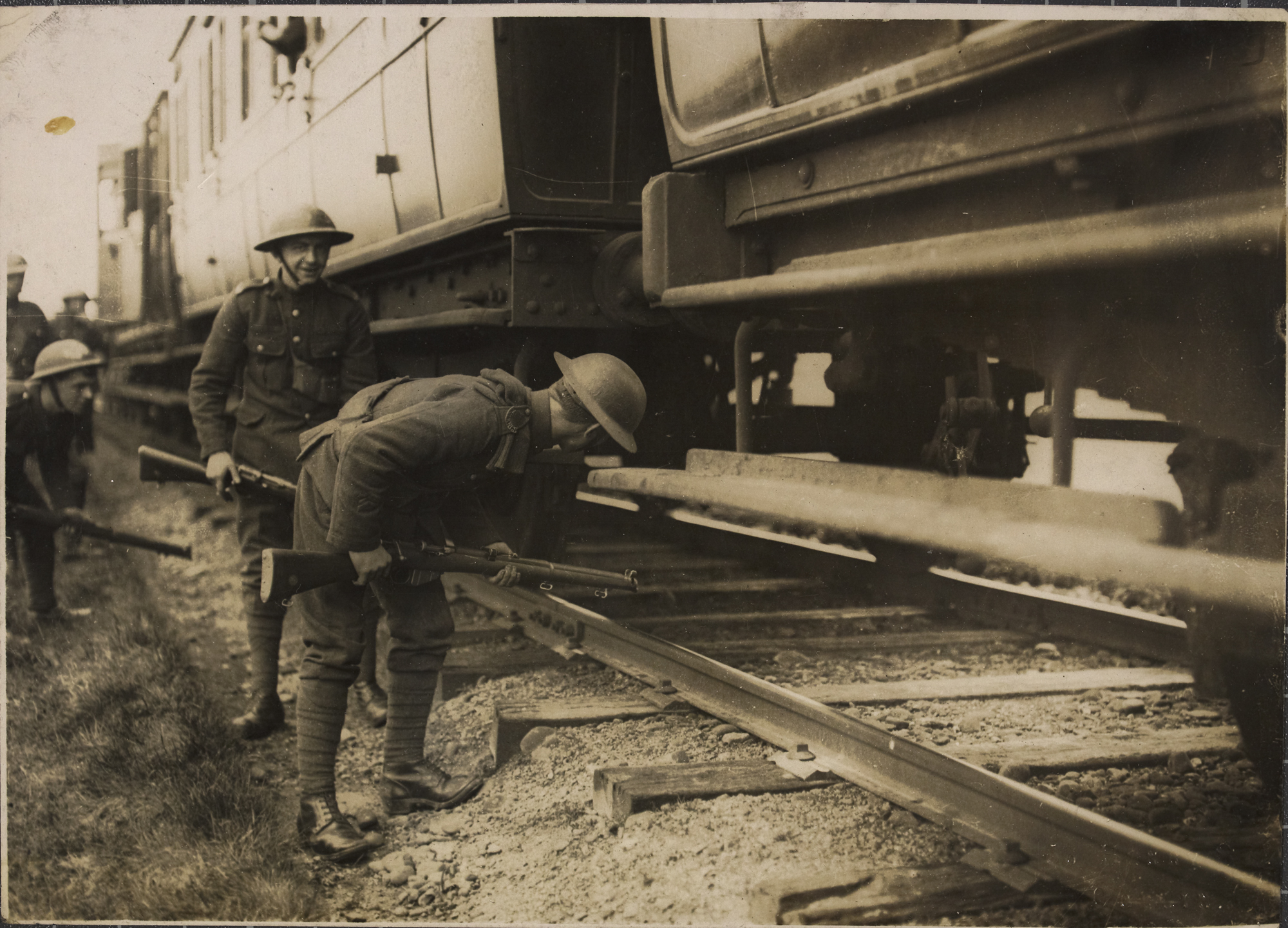 Upton Train Station Ambush 1921 – The Irish at War