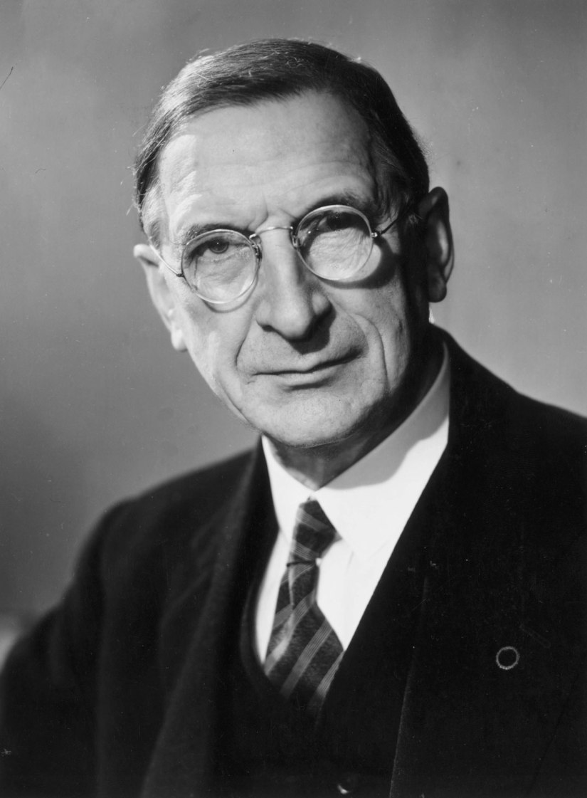 Eamon-de-Valera-republicans-civil-war-Irish